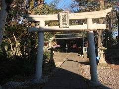 そのすぐそばにある浅間神社
大昔の富士山大噴火の溶岩流がここで止まったことから「岩留浅間」とも言われる神社だそうです