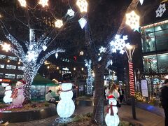 恵化洞は演劇の街・大学路(テハンノ)が直ぐ近くにあります
大学の多い場所です・・