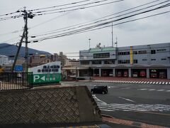 12:35　海上自衛隊佐世保史料館到着
通称、セイルタワー