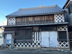 安直楼は、「唐人お吉」こと斉藤きちが開いた小料理屋だった建物
なまこ壁がいいね。
