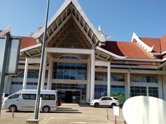 ルアンパバーン国際空港 (LPQ)