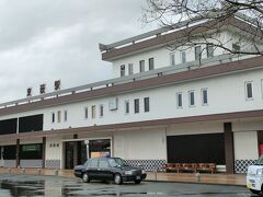 　11:45に東萩駅に到着しました。２日前から身体に発疹が出てきたので、東萩駅近くの皮膚科の病院に行って診察を受け薬を貰いました。