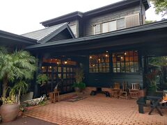 中は意外と広かったですが、観光バスもとまるようなので、タイミングによっては混んでいるかもしれないです。
