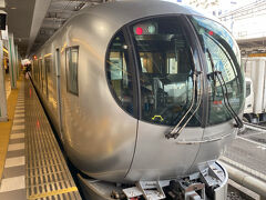 今日は近場、埼玉・秩父を鉄道でめぐる旅。

出発は池袋駅。
まずは西武鉄道の特急・ラビューで西武秩父駅まで行きます。