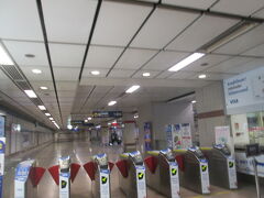 15:11
地下鉄でスクンビットに戻ることに