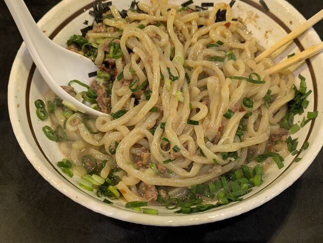 その名のとおり、これをまぜまぜして、いただきます。