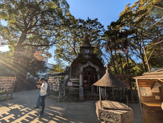 仏塔が建立されているこのエリアの、もともとの主は・・・