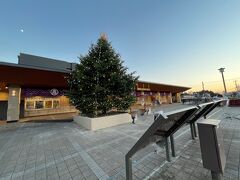 名残惜しいですが駅まで送って頂きました