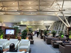 プノンペンからハノイ経由で帰国