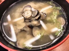 昨年の9月の旅行でしたが 2025年 仕事が落ち着いたところでやっと公開することができた。あんな無茶苦茶な現場にはもう二度と行きたくない。 そんなところで 昨年のことを思い出しながらアップします。 保性館 朝食は、宍道湖に近いところだけあってやっぱり しじみだね。