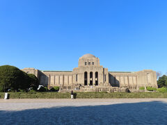 聖徳記念絵画館