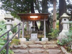 源範頼の墓。梶原景時に攻められて自害しました。
一通りの観光を終えて、バスで湯ヶ島温泉を目指します。