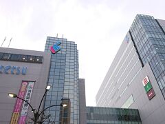 その後、浜松駅前に戻り、「遠鉄百貨店」に立ち寄りました。賑わいが感じられ、地方の百貨店が苦戦している中、健闘しているな、との印象を受けました。