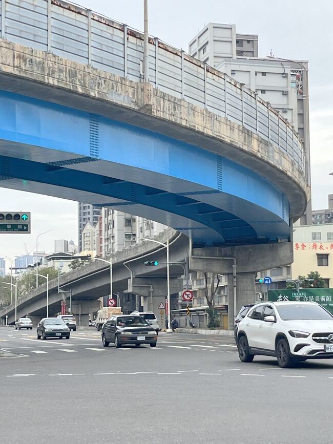 のんびり歩いて行きます