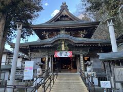 立派な本堂。北向観音はその名の通り北を向いている。寺は基本的には南か東を向いているが、ここは善光寺の方を向いて建てられたのだとか。