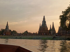 1/1（day-4) 17:45　

ワット チャイワッタナーラーム(Wat Chai Watthanaram)