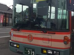 　この日は千葉駅近くのホテルで一夜を明かすことにした為、まずは大多喜16時00分発大原行きの列車代行バスに乗り、大原まで戻ります。