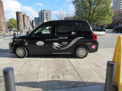ノリタケの森からUberタクシーで移動です。