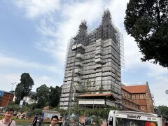 ホーチミンに来たのでサイゴン大聖堂もチェック
まだ工事中を確認