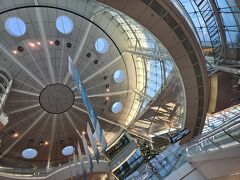 京都へ行くのに、なぜか羽田空港。
ANAセールで片道8000円で伊丹空港へ(笑)