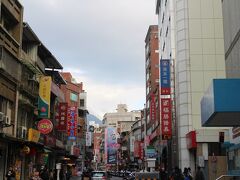 建物を見る老街ではないが　活気があってグッド