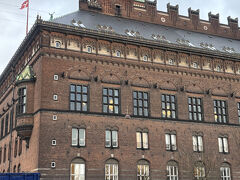 アンデルセン像。