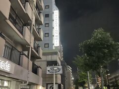 羽田周辺のホテルはこの頃から高騰気味で、6,000円台で次の朝送迎もしてくれるというこちらの「羽田イン」へ。
最寄り駅は大鳥居です。