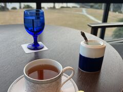 ラウンジ ブルー・ナティエでお茶