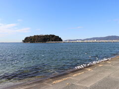 次の目的地はあちらの島 竹島です