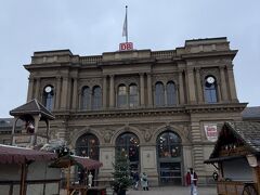 マインツ中央駅に到着です。
フランクフルトからICE(新幹線)で30分でした。