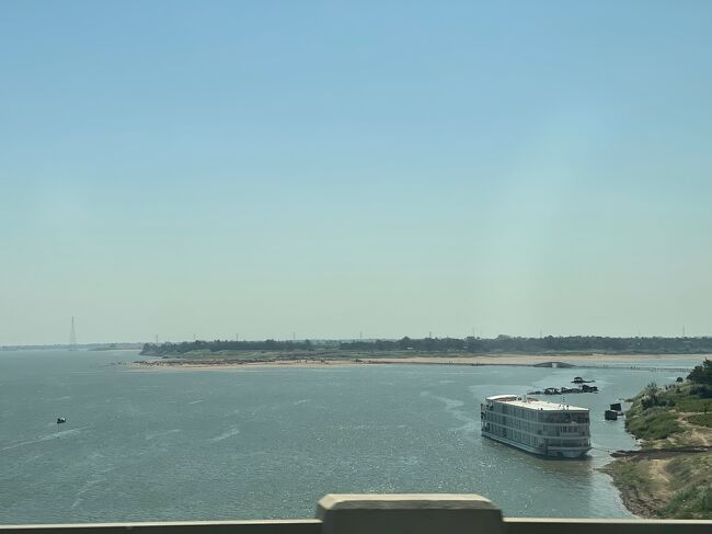 ベトナムからコンポンチャム州までクルーズ旅行がよくきました。