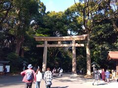 表参道の登山系ショップをめぐって、明治神宮へ！