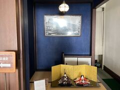 廊下にある畳敷きのスペースは当初からある謎のスペースぽいですが、昔はスタッフ(
(ボーイさん）が利用していたそうです。
