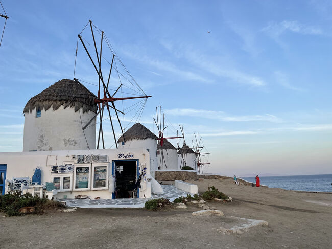 朝の風車も静かで良い感じです。<br /><br />ここから20分ぐらい歩いてスタバへ向かいます。