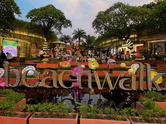 ついでに大型ショッピングモールをのぞいてみますが、まったく興味なしで退散・・sしようと思ったら、迷子。