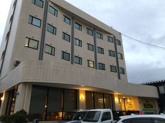私の旅行記では２度目の登場、セレクトイン敦賀さんに前泊。
