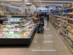 それでも近所のマックスバリュへ買い出し
