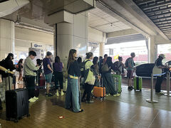 チェンマイからドンムアン空港に戻って来ました。
A1に乗ります。