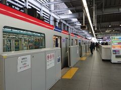 つくばエクスプレス。

駅名を見ていると、東京や埼玉の地名がかかれておりいったいどこをどう走っているのか皆目わからない。