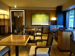 グランドプリンスホテル新高輪のラウンジ。