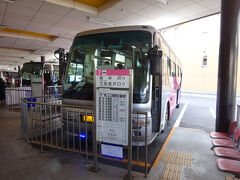 再びバスに乗ります（笑）

草津温泉発軽井沢駅行き、草軽交通の路線バス。
過去、２回ぐらい利用した記憶がある。