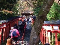 貴船神社参道のもみじ灯篭。