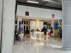 ミラクルラウンジへ