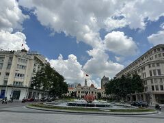 　バスは市街地に入って来ました。きれいだなぁ。