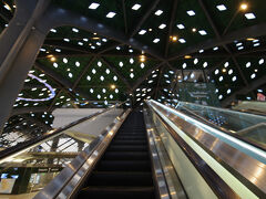 ハラマイン高速鉄道に乗車するためメディナ駅へ。メディナ駅からジェッダ駅まで143.75リヤルのチケットをオンラインで購入しておきました。