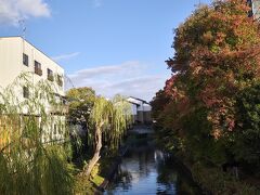 伏見運河沿いを歩いて京橋へ
京橋から見た景色