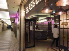 スペイン料理と美味しいワインでバルカンの旅以降の旅の話や今後の旅の予定など楽しく過ごしました。