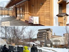 裏草津の隠れ家的カフェ「月の貌」では、木の温もり溢れる開放的な店内でスイーツやランチ、ドリンクなどを味わえます。

