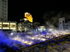 このライトアップ、JR東京駅の丸の内駅舎や六本木ヒルズなどのライトアップも手掛けた照明デザイナーが担当されているようです。