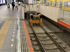 川越にはいろいろ駅がありどこが中心なのかよくわからない。
ここは西武新宿線の本川越駅。
行き止まり。